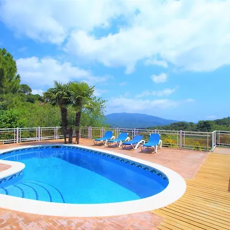 V&v Lloret Sunrise: Spacious 10-person With Pool Near Canyelles Villa