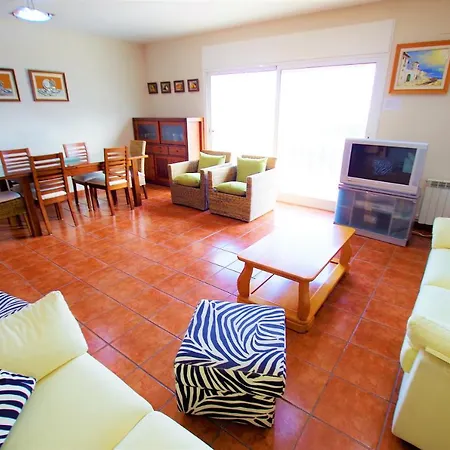 Villa V&v Lloret Sunrise: Spacious 10-person With Pool Near Canyelles