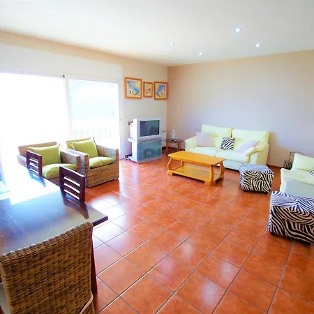 Villa V&v Lloret Sunrise: Spacious 10-person With Pool Near Canyelles Lloret de Mar