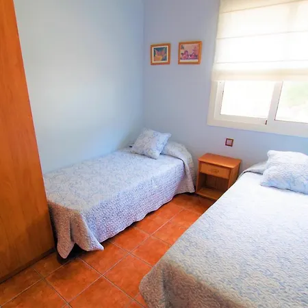 V&v Lloret Sunrise: Spacious 10-person With Pool Near Canyelles