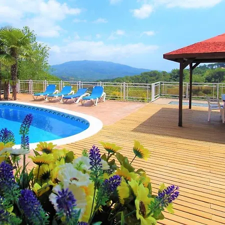 V&v Lloret Sunrise: Spacious 10-person With Pool Near Canyelles *
