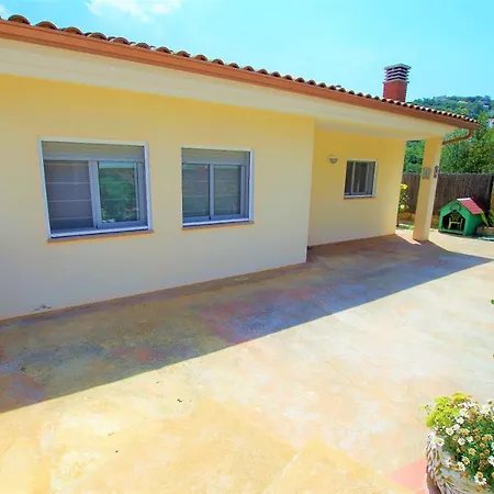 V&v Lloret Sunrise: Spacious 10-person With Pool Near Canyelles