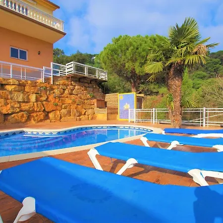 Villa V&v Lloret Sunrise: Spacious 10-person With Pool Near Canyelles
