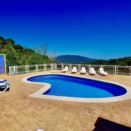 Villa V&v Lloret Sunrise: Spacious 10-person With Pool Near Canyelles *