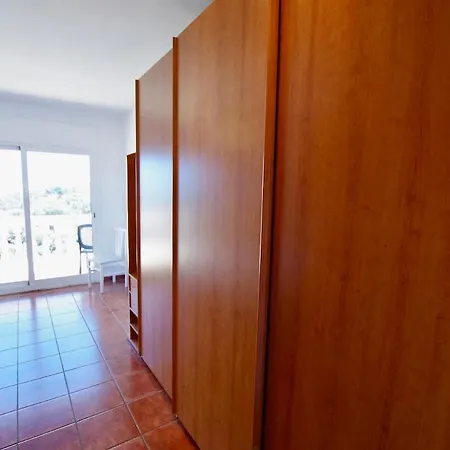 V&v Lloret Sunrise: Spacious 10-person With Pool Near Canyelles Villa Lloret de Mar