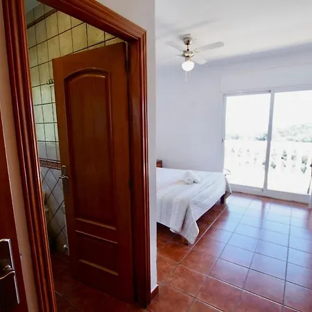 Villa V&v Lloret Sunrise: Spacious 10-person With Pool Near Canyelles