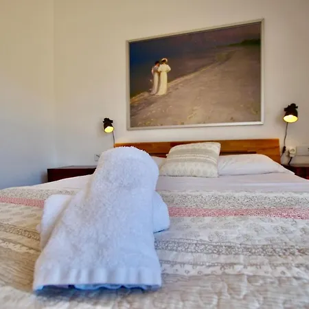 V&v Lloret Sunrise: Spacious 10-person With Pool Near Canyelles Villa *