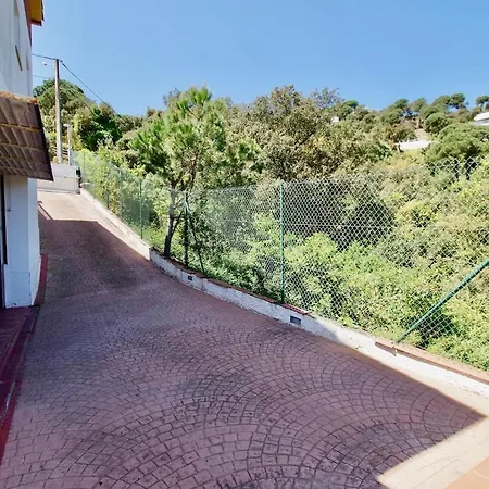 Villa V&v Lloret Sunrise: Spacious 10-person With Pool Near Canyelles *